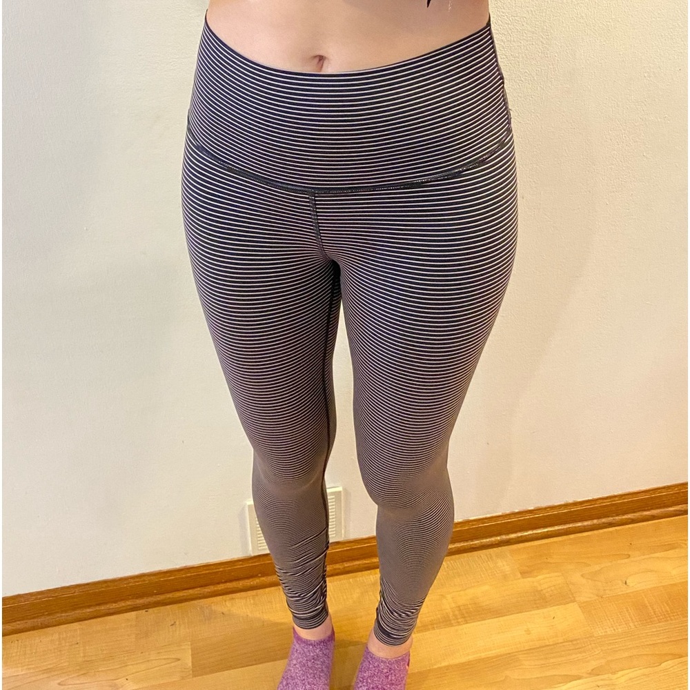 Like New Retired Lululemon Wunder Under Full Length High Waisted Stripe Leggings